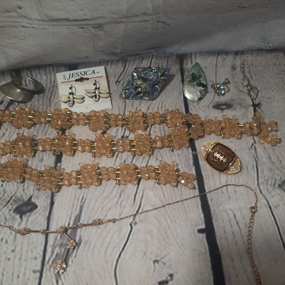 Jewelry Mixed Lot 6oz Necklaces Earrings Rings Brooches Pins Craft AS-IS - Picture 3 of 5